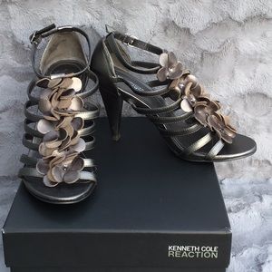 Kenneth Cole Reaction Know Show Pewter High Heels